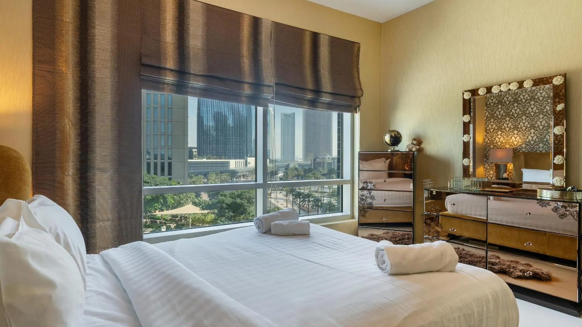 Close To Metro - Classic 2Br In Loft East,Downtown Dubai Emirados Árabes Unidos
