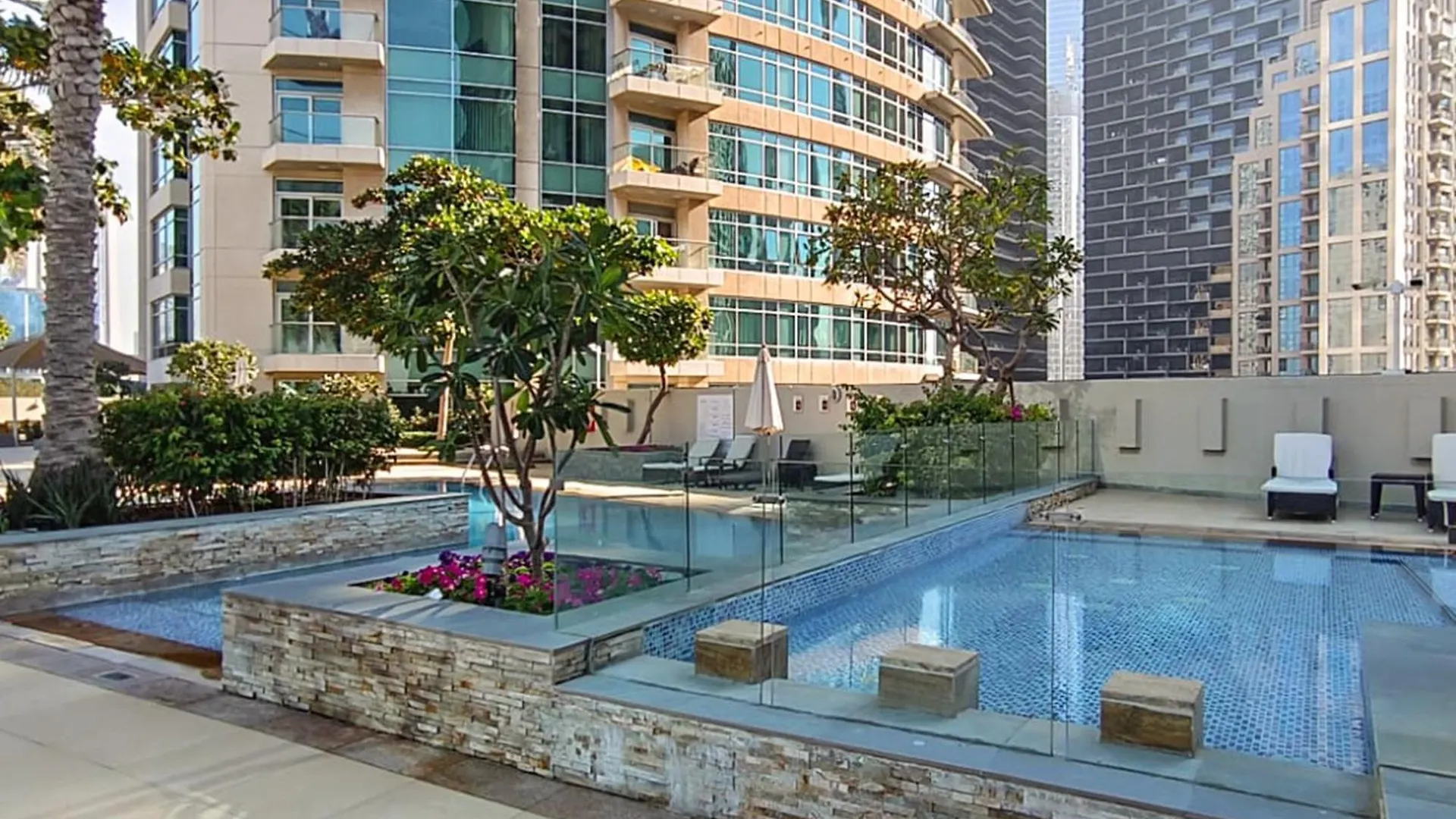 Apartamento Close To Metro - Classic 2Br In Loft East,Downtown Dubai